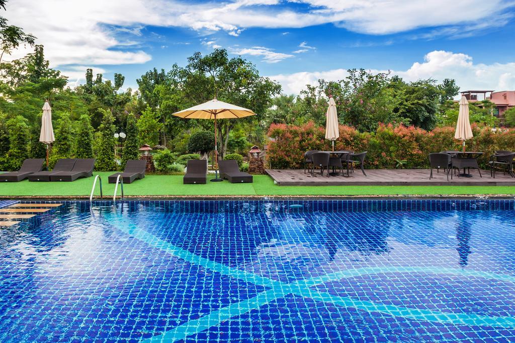 Готель Phukumhom Khao Yai Wangkata Екстер'єр фото